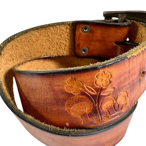 Vintage Brown Leather Mushrooms & Flowers Pattern Belt 28 Unisex main image 2